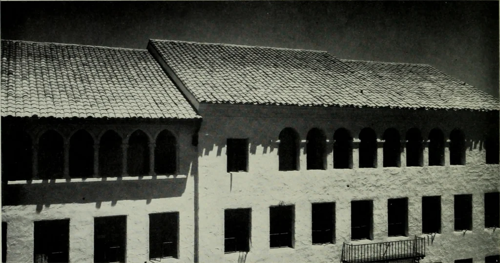 An illustration from Architect and engineer, 1905, leaf 471