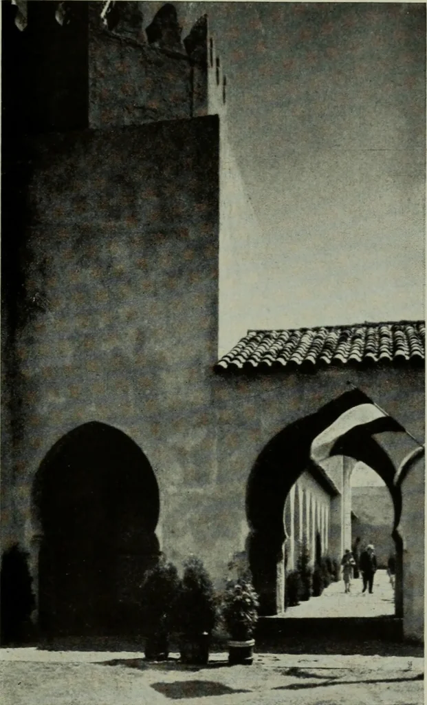 An illustration from Architect and engineer, 1905, leaf 482