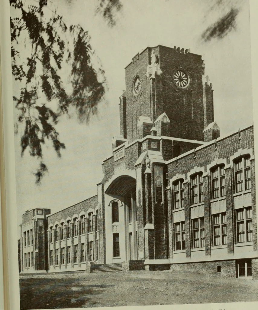An illustration from Architect and engineer, 1905, leaf 504