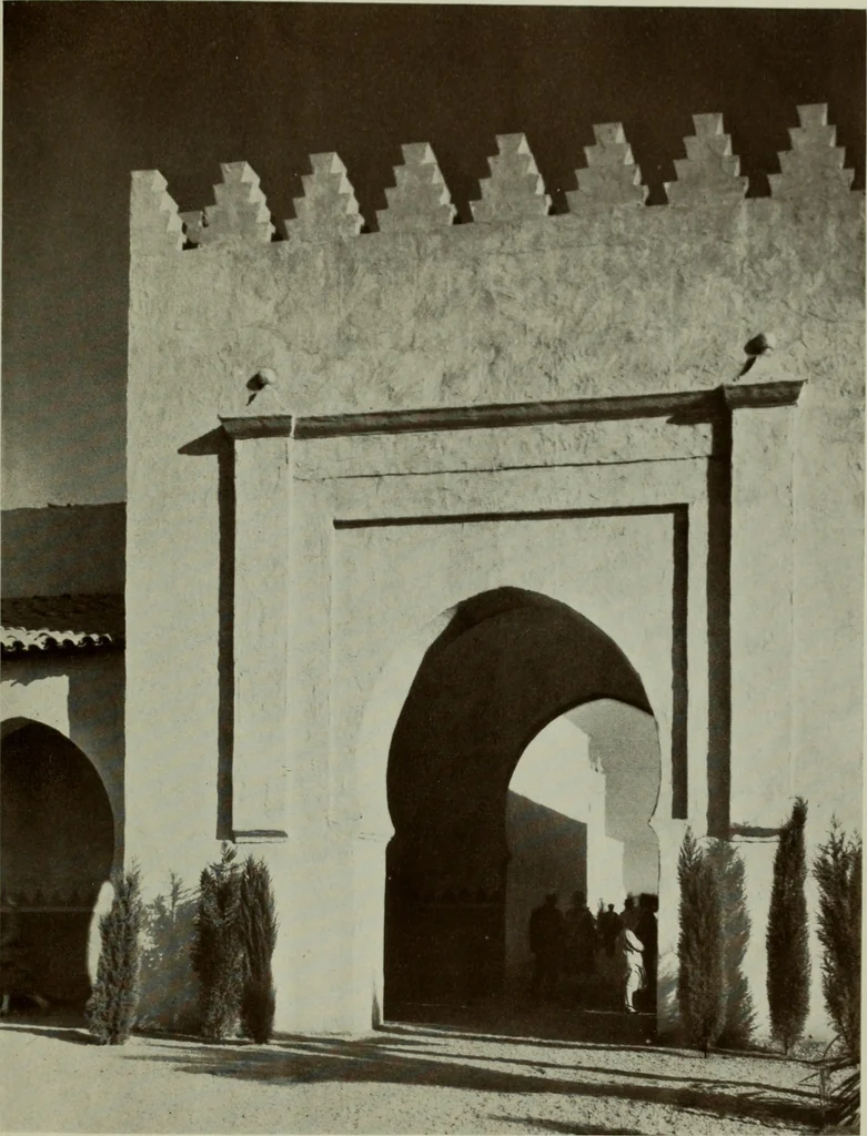 An illustration from Architect and engineer, 1905, leaf 522