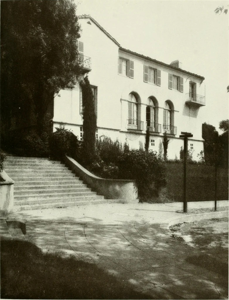 An illustration from Architect and engineer, 1905, leaf 160