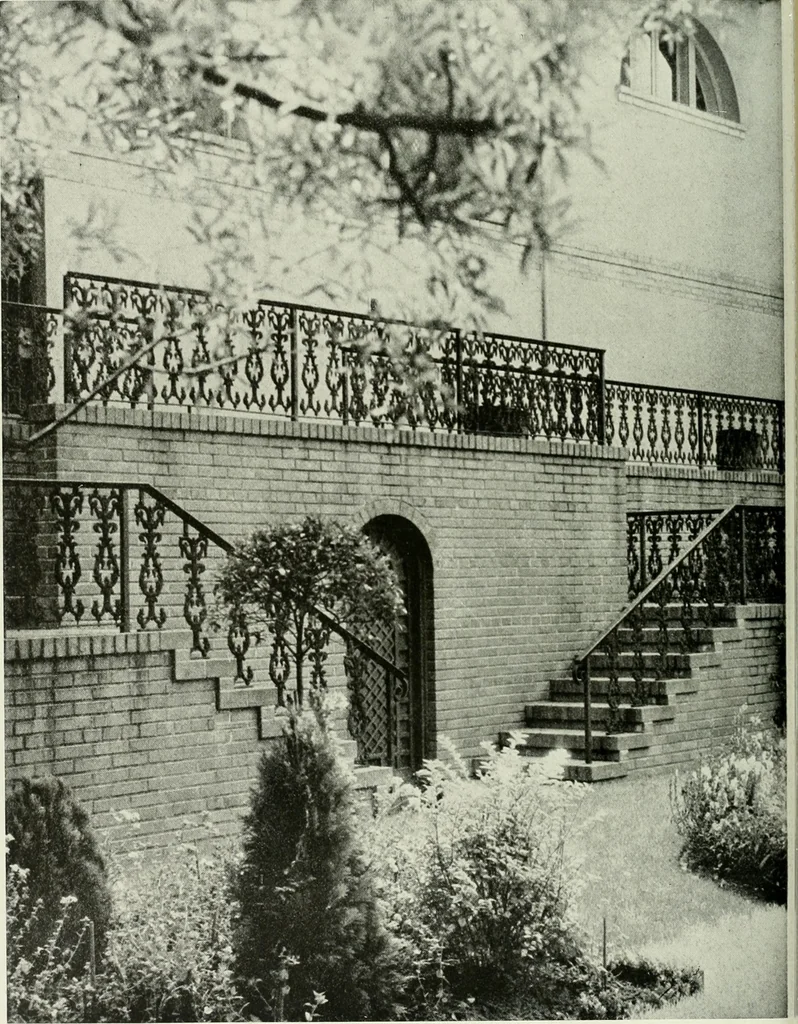 An illustration from Architect and engineer, 1905, leaf 219