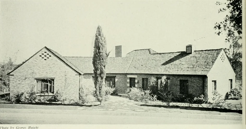An illustration from Architect and engineer, 1905, leaf 285
