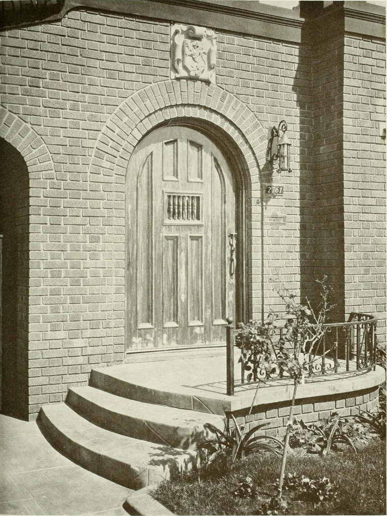 An illustration from Architect and engineer, 1905, leaf 322