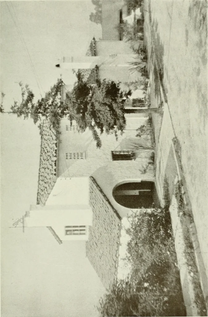 An illustration from Architect and engineer, 1905, leaf 330