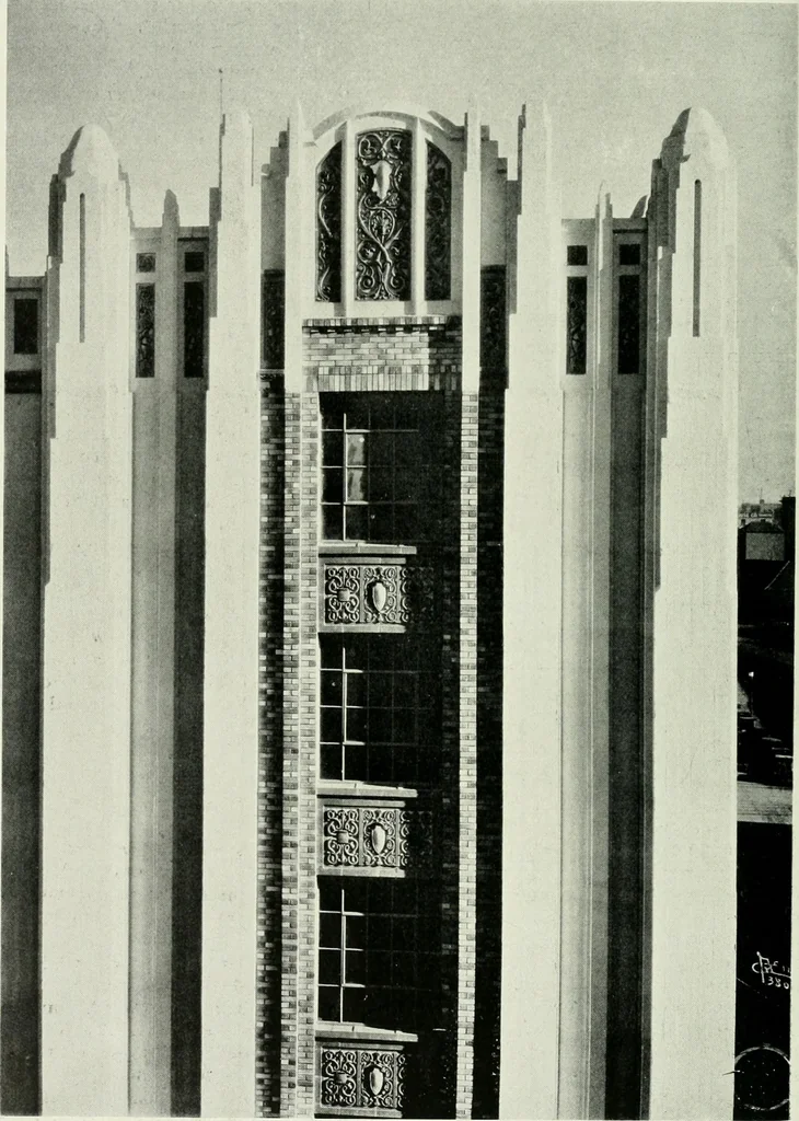 An illustration from Architect and engineer, 1905, leaf 391