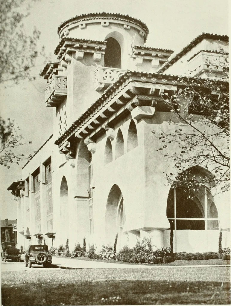 An illustration from Architect and engineer, 1905, leaf 408