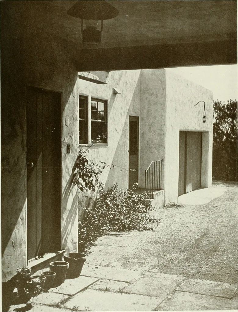 An illustration from Architect and engineer, 1905, leaf 46