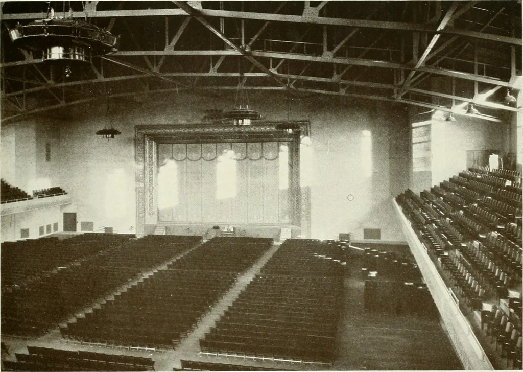 An illustration from Architect and engineer, 1905, leaf 486