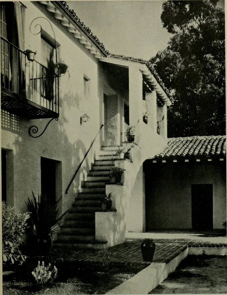An illustration from Architect and engineer, 1905, leaf 26