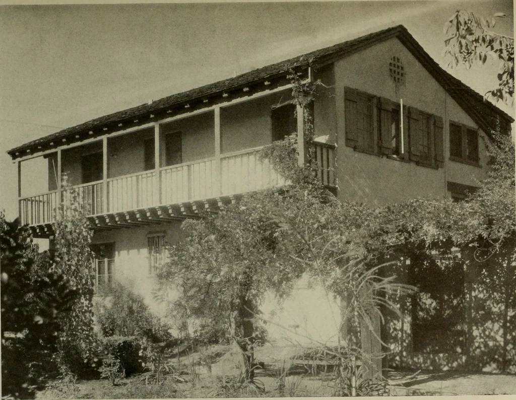 An illustration from Architect and engineer, 1905, leaf 262