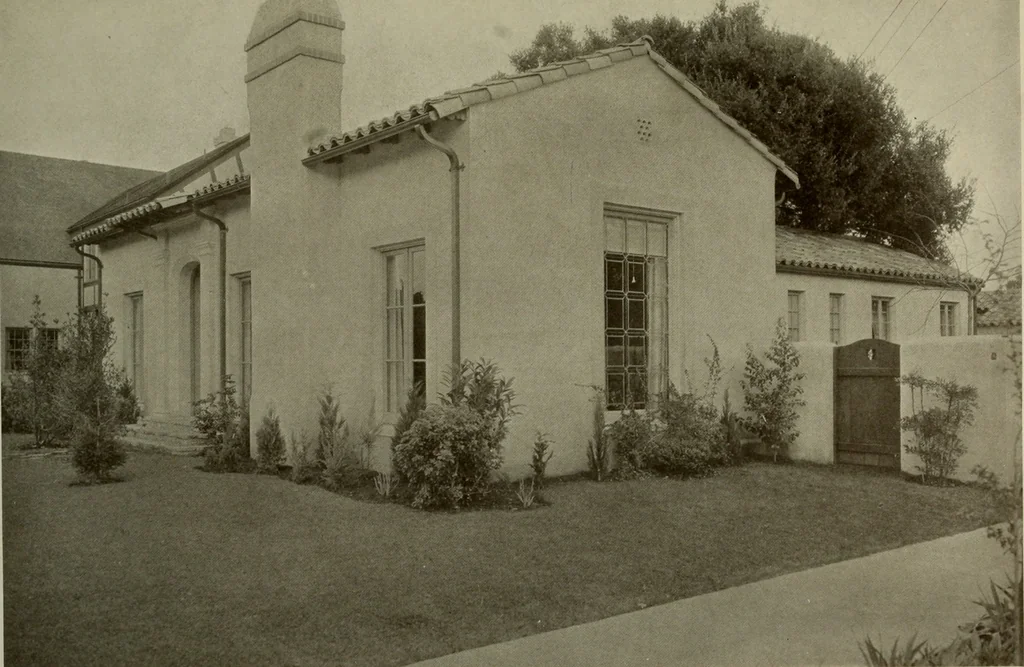An illustration from Architect and engineer, 1905, leaf 264