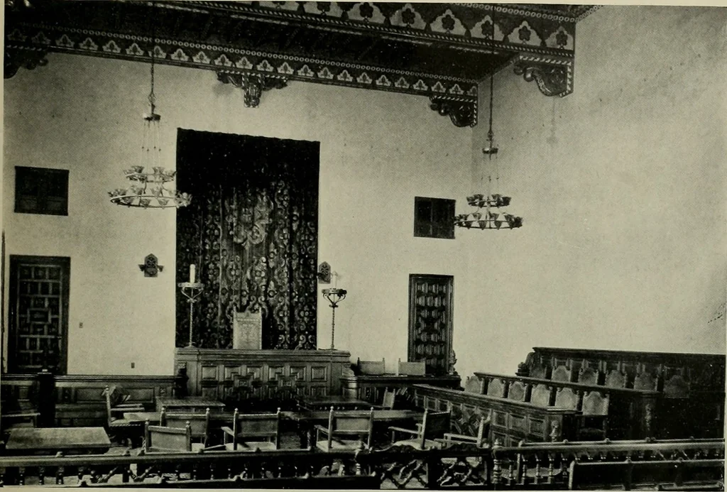 An illustration from Architect and engineer, 1905, leaf 320
