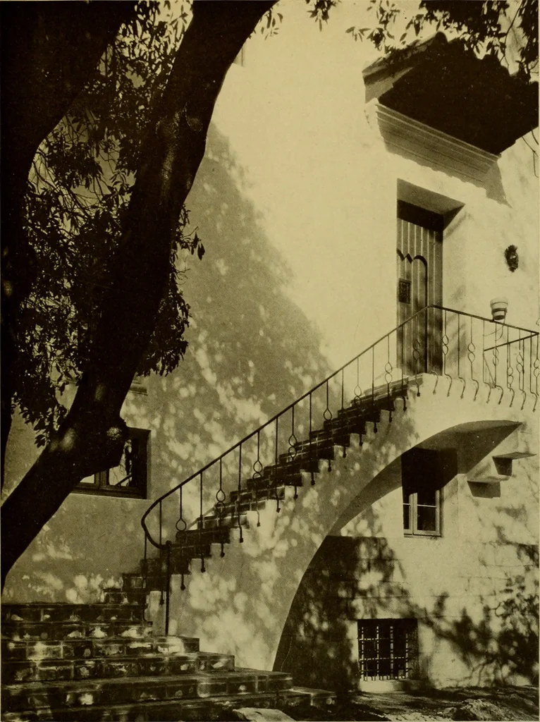 An illustration from Architect and engineer, 1905, leaf 326