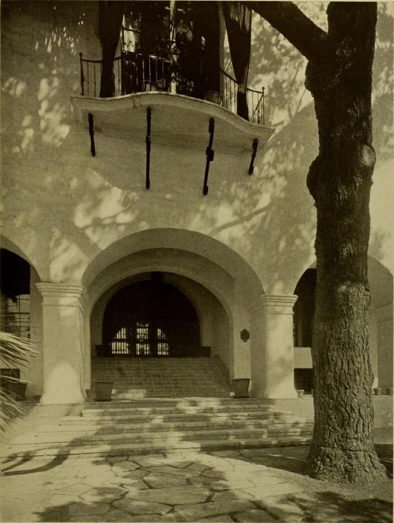 An illustration from Architect and engineer, 1905, leaf 332