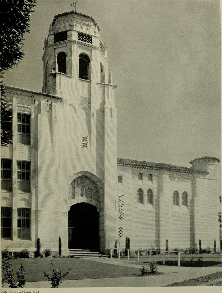 An illustration from Architect and engineer, 1905, leaf 414