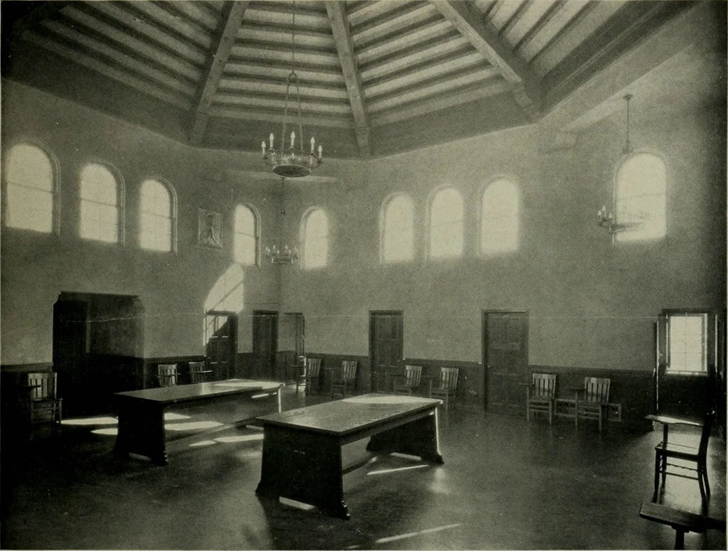 An illustration from Architect and engineer, 1905, leaf 520