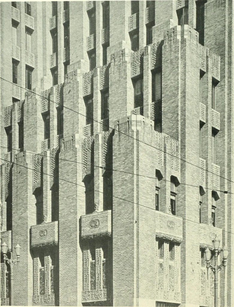 An illustration from Architect and engineer, 1905, leaf 233
