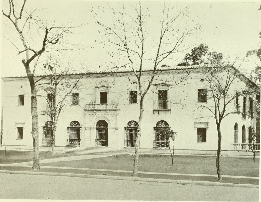 An illustration from Architect and engineer, 1905, leaf 32