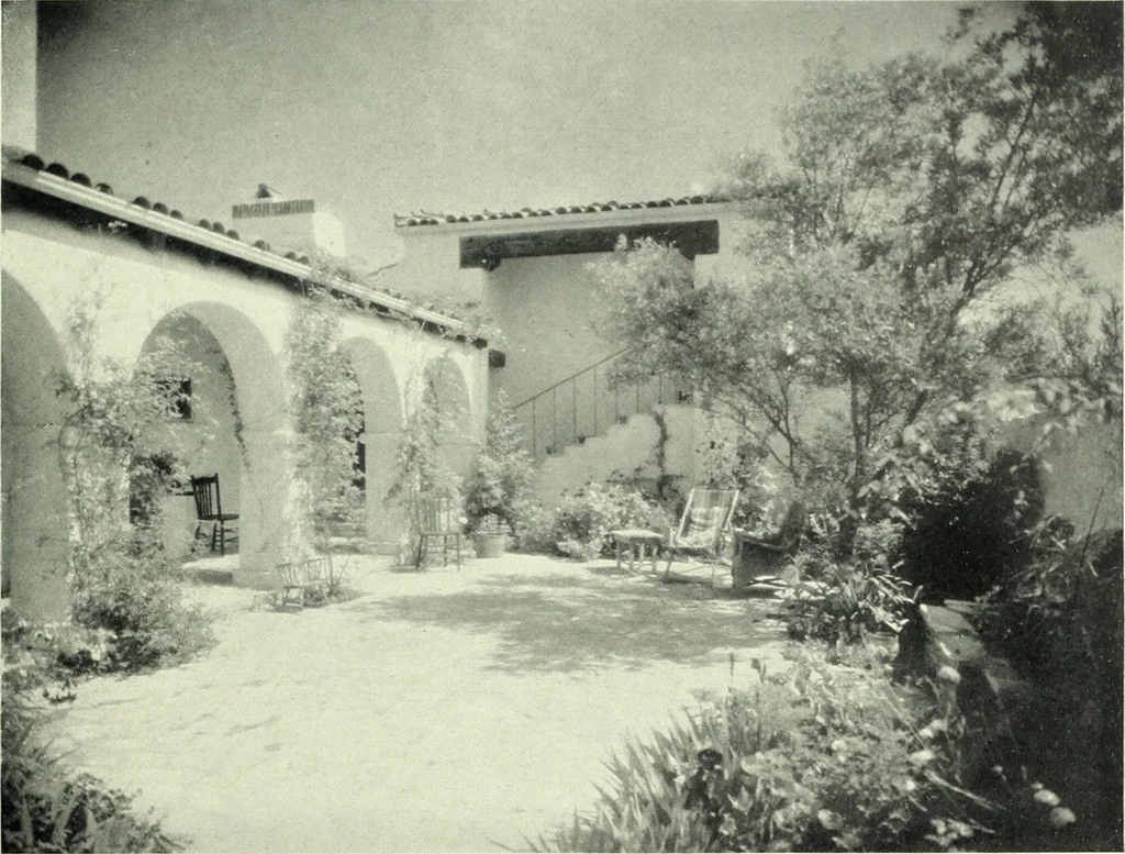 An illustration from Architect and engineer, 1905, leaf 350