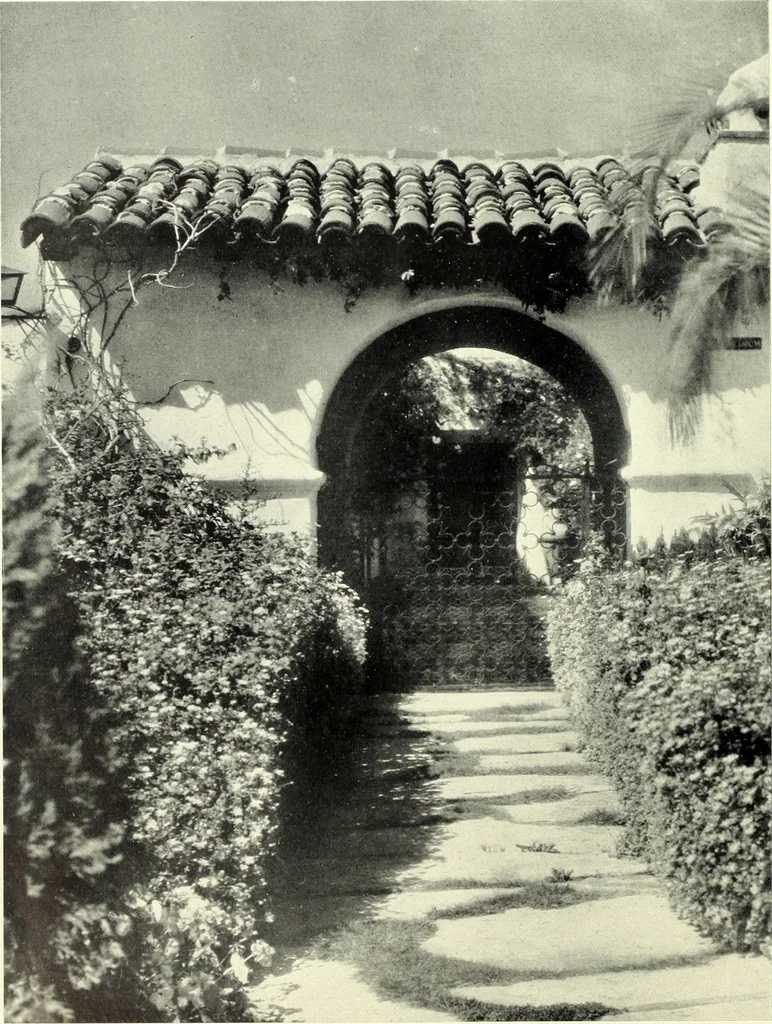 An illustration from Architect and engineer, 1905, leaf 363