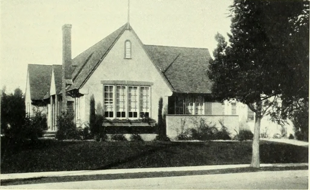 An illustration from Architect and engineer, 1905, leaf 428