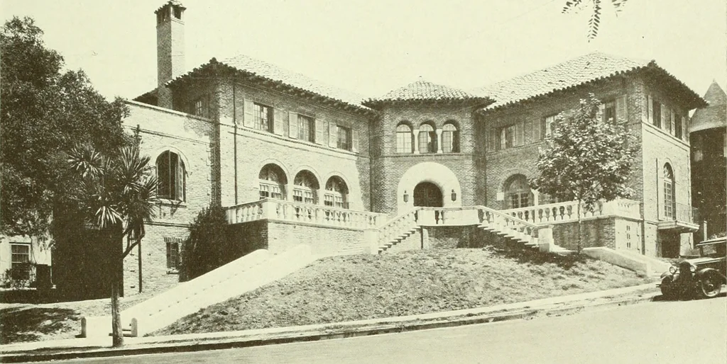 An illustration from Architect and engineer, 1905, leaf 46