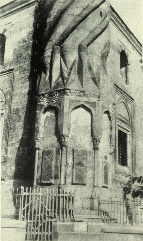 An illustration from Architect and engineer, 1905, leaf 586