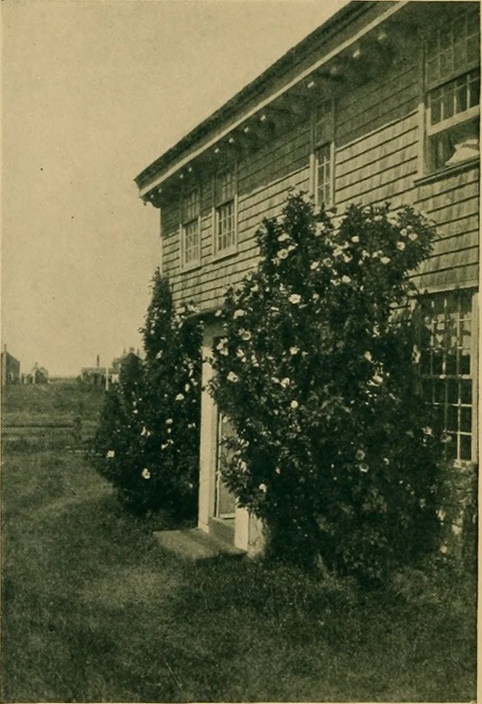 An illustration from An architectural monograph on the early dwellings of Nantucket, 1917, leaf 13