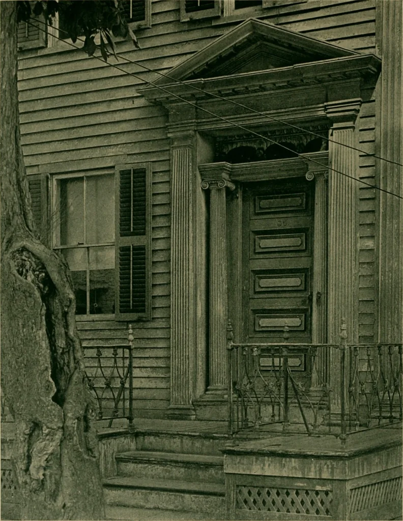 An illustration from An architectural monograph devoted to a comparative study of a group of early American doorways,, 1921, leaf 15