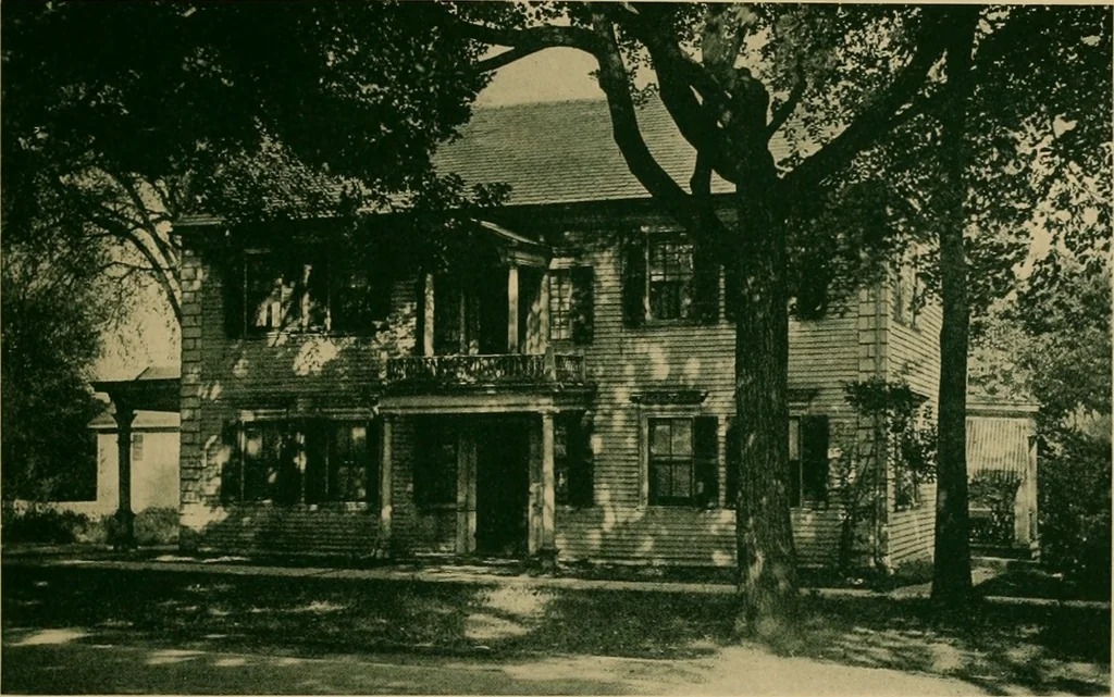 An illustration from An architectural monograph on the town of Suffield, Connecticut,, 1921, leaf 12