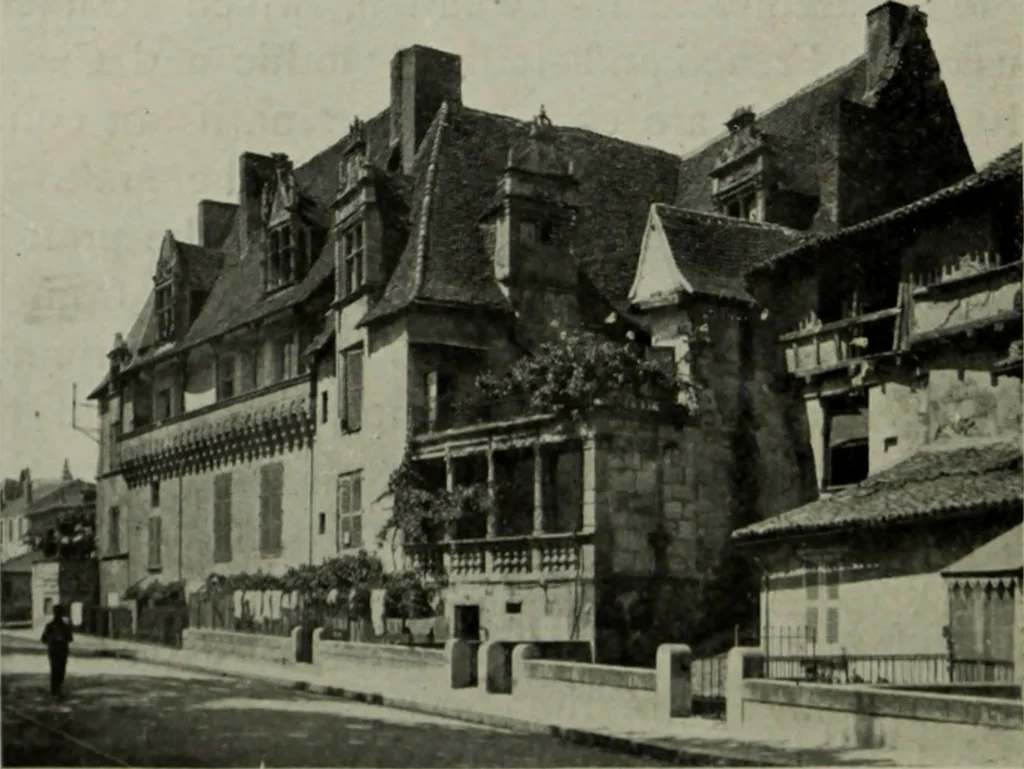 An illustration from The architecture of the Renaissance in France; a history of the evolution of the arts of building, decoration and garden design under classical influence from 1495 to 1830, 1911, leaf 31