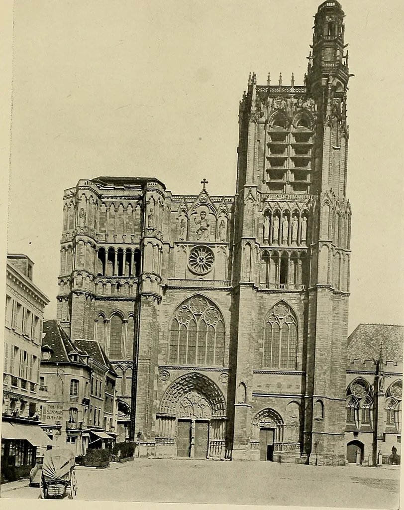 An illustration from Medieval architecture, its origins and development, with lists of monuments and bibliographies, 1909, leaf 184