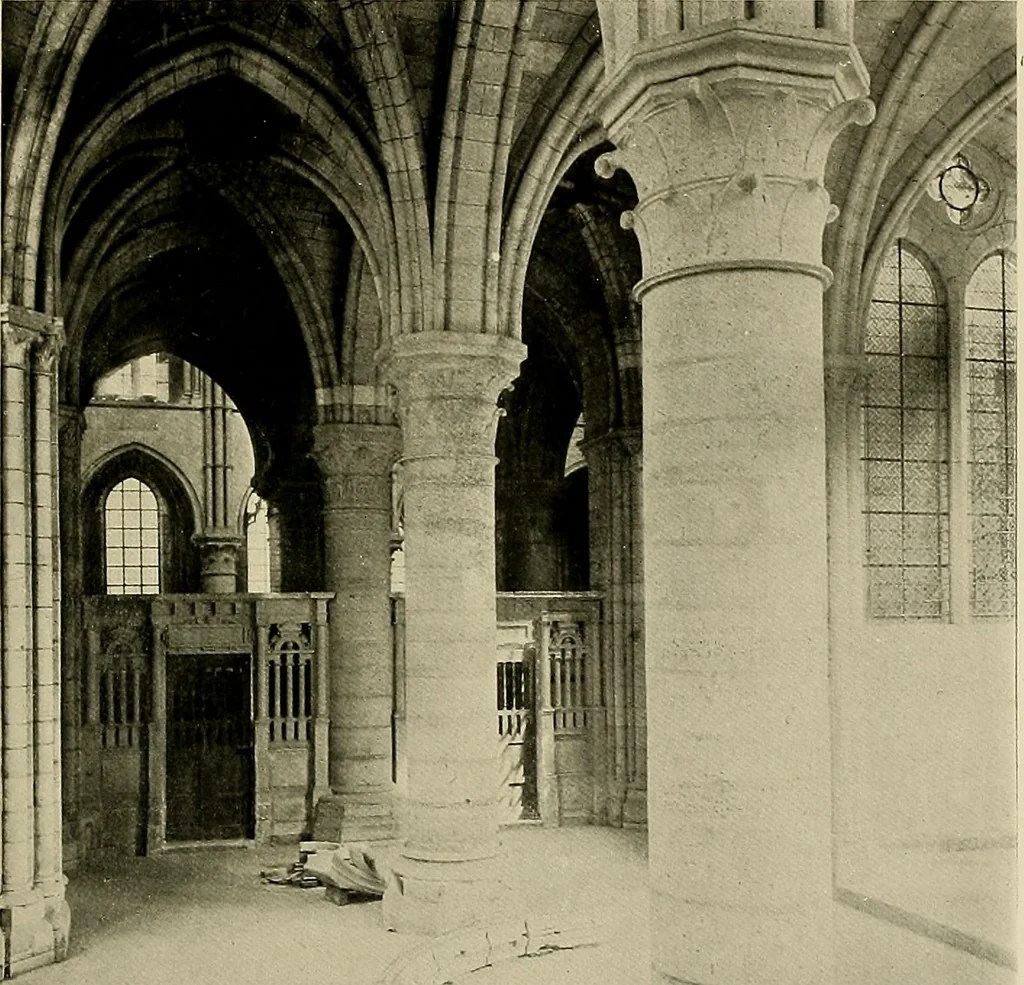 An illustration from Medieval architecture, its origins and development, with lists of monuments and bibliographies, 1909, leaf 370