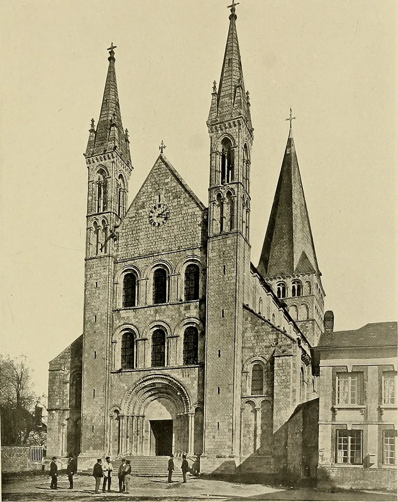 An illustration from Medieval architecture, its origins and development, with lists of monuments and bibliographies, 1909, leaf 488