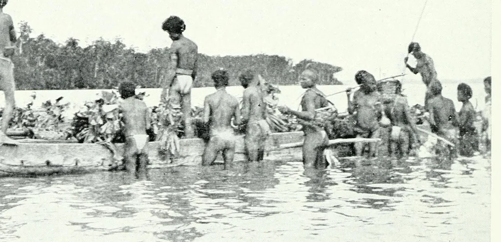 An illustration from Argonauts of the western Pacific; an account of native enterprise and adventure in the Archipelagoes of Melanesian New Guinea. With a pref. by Sir James George Frazer, 1922, leaf 224