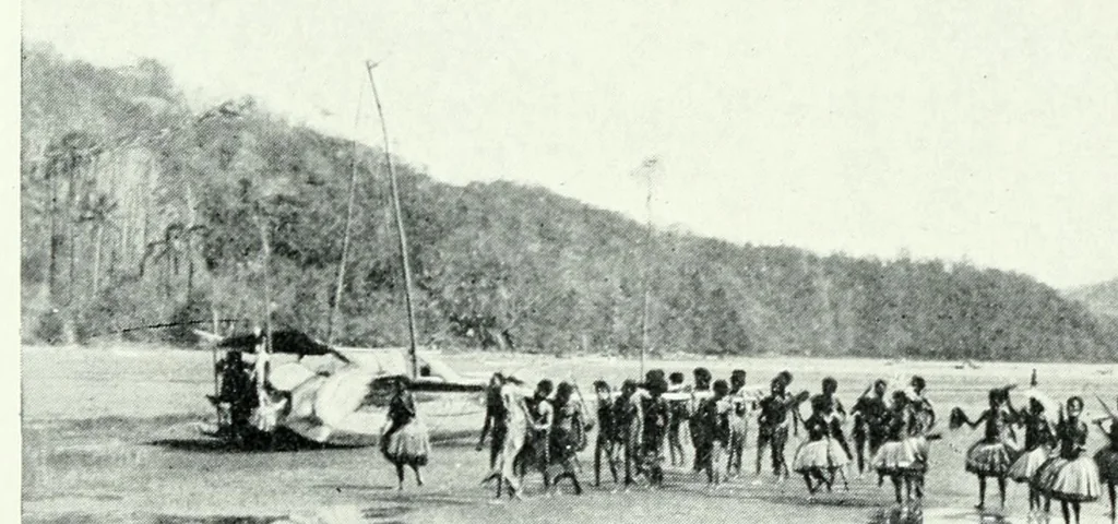 An illustration from Argonauts of the western Pacific; an account of native enterprise and adventure in the Archipelagoes of Melanesian New Guinea. With a pref. by Sir James George Frazer, 1922, leaf 71