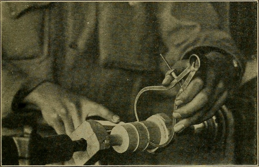 An illustration from Art and education in wood-turning;, 1921, leaf 24