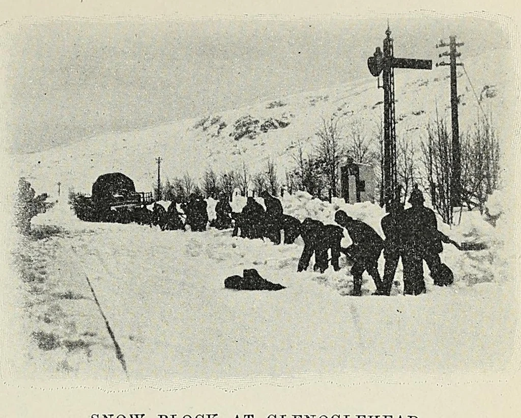 An illustration from [Articles and clippings relating to British railways], 1898, leaf 225