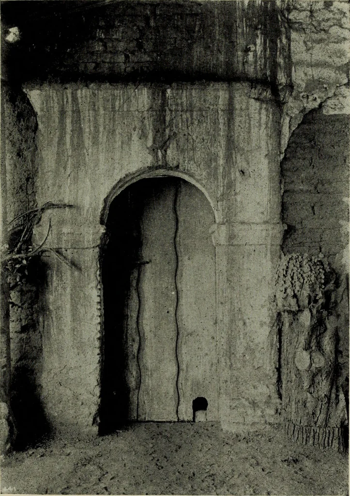 An illustration from Art of the old world in New Spain and The mission days of Alta California, 1922, leaf 190