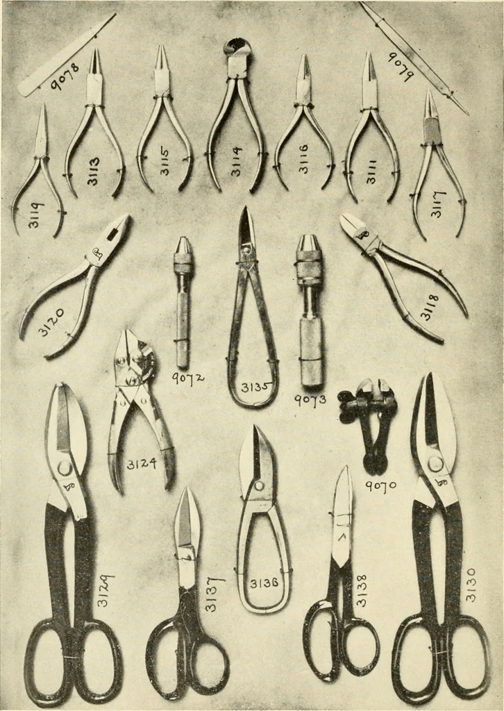 An illustration from Arts and crafts in metal : catalogue number 10 of tools and material., 1909, leaf 17