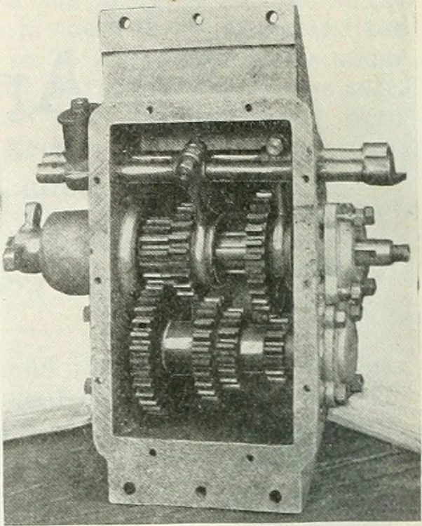 An illustration from Automotive industries, 1899, leaf 1443