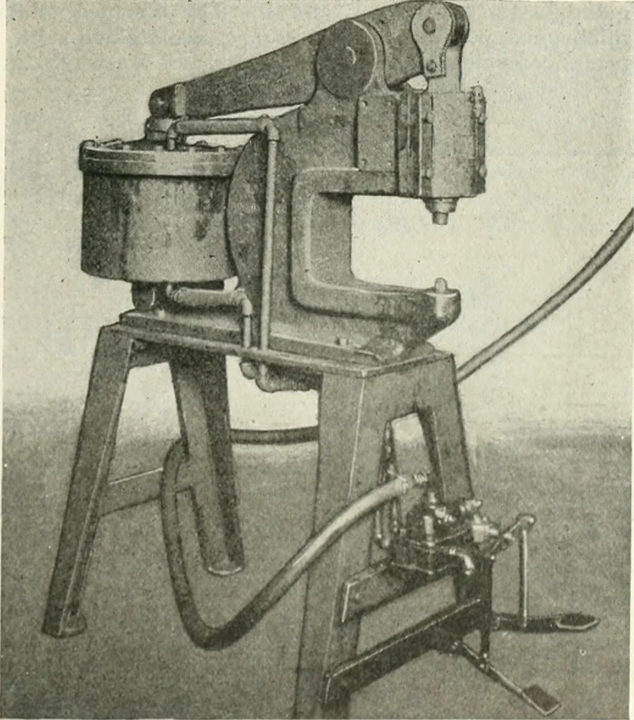 An illustration from Automotive industries, 1899, leaf 922