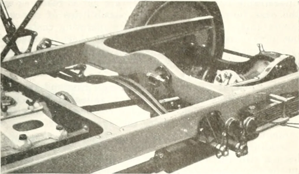 An illustration from Automotive industries, 1899, leaf 1046