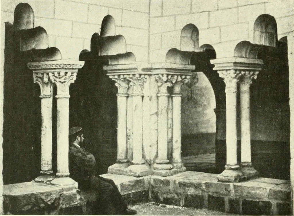 An illustration from Barcelone et les grands sanctuaires catalans, 1913, leaf 21