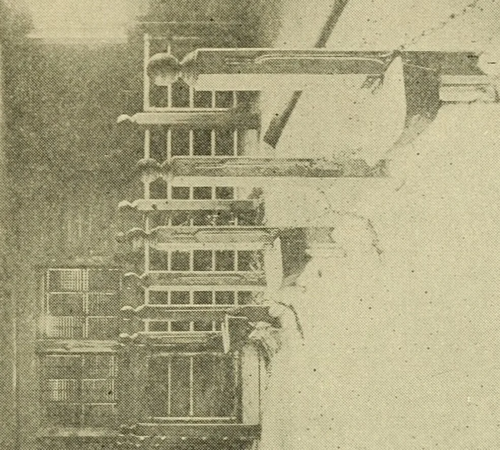 An illustration from Barn plans and outbuildings, 1914, leaf 122