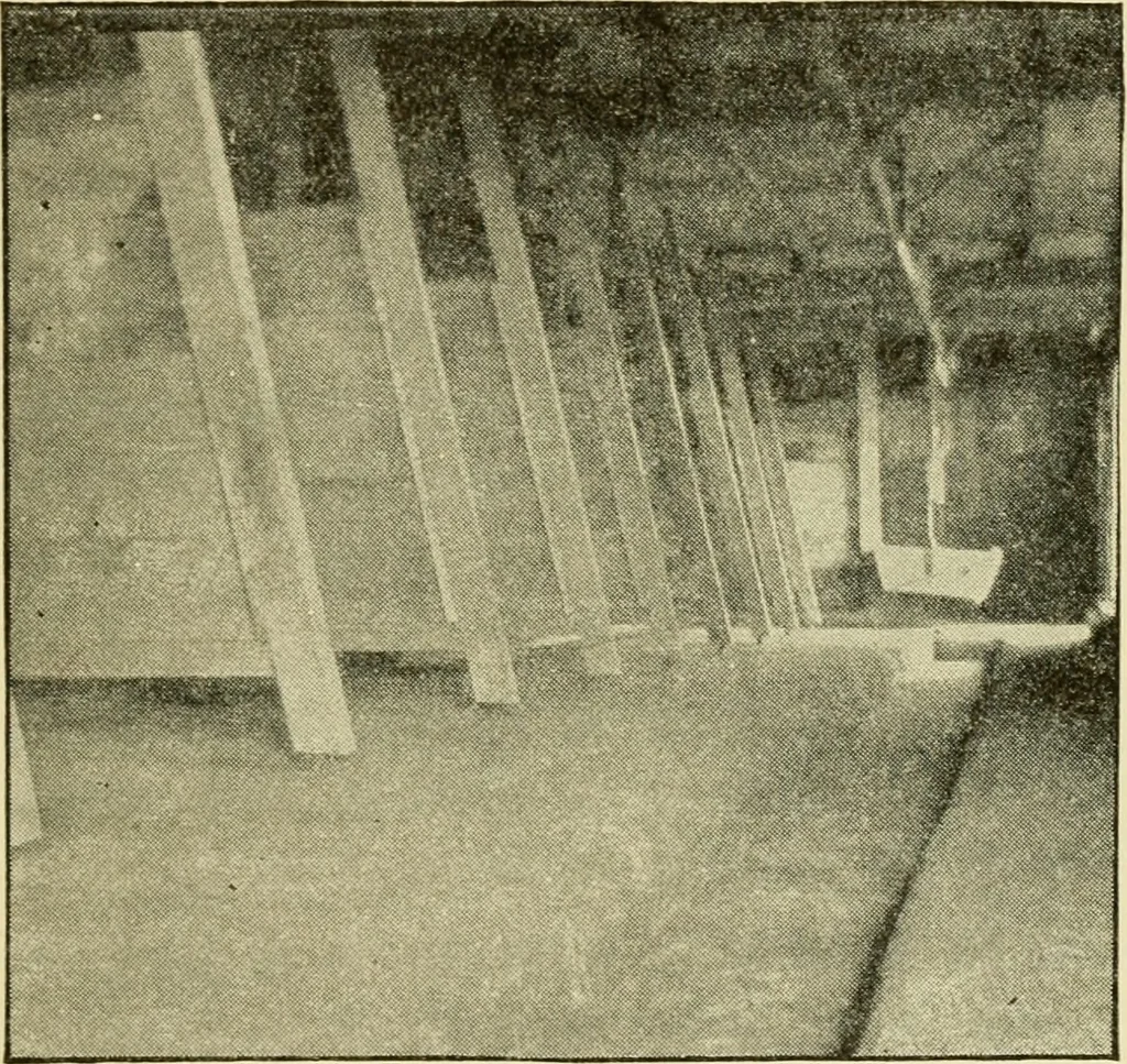 An illustration from Barn plans and outbuildings, 1914, leaf 136