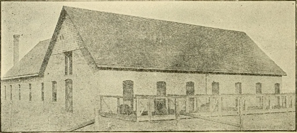 An illustration from Barn plans and outbuildings, 1914, leaf 177