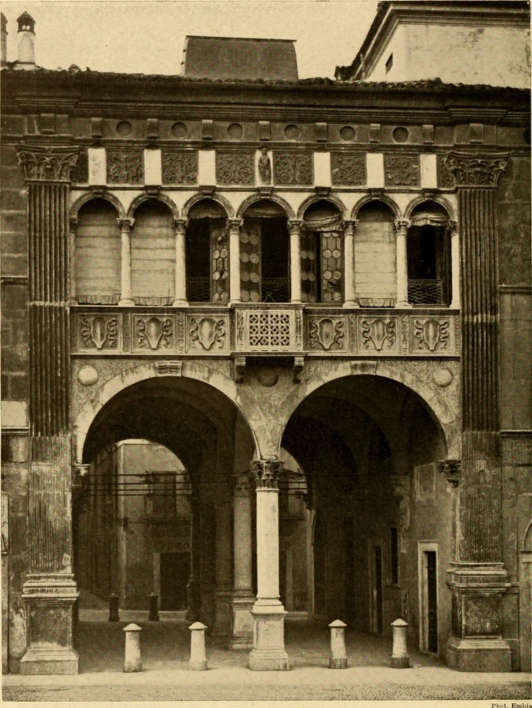 An illustration from Baukunst und dekorative plastik der frührenaissance in Italien, 1920, leaf 141