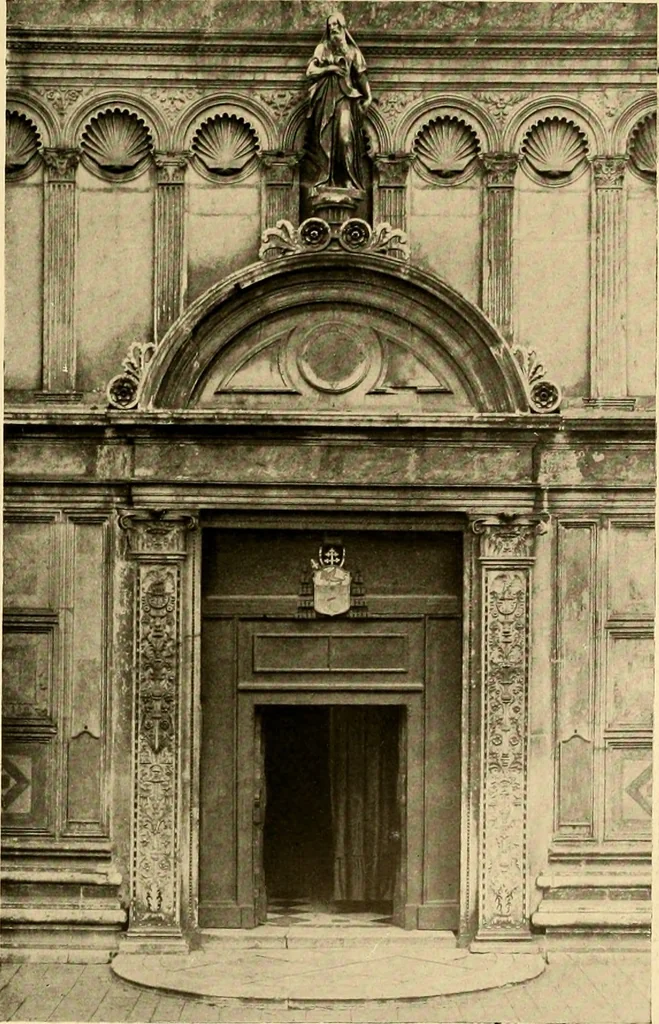 An illustration from Baukunst und dekorative plastik der frührenaissance in Italien, 1920, leaf 214
